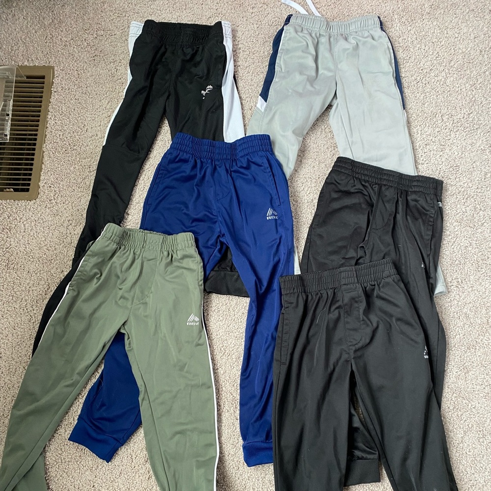 6 pairs of athletic jogger style pants